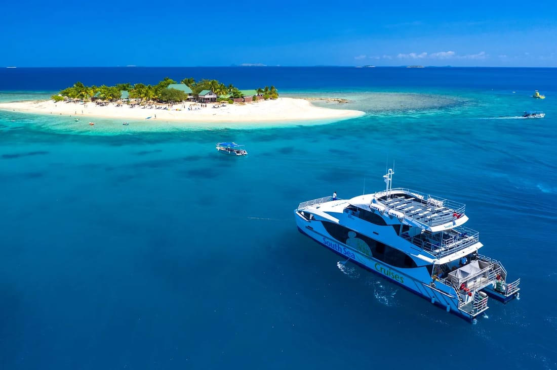 Bula Pass, Yasawa Islands Hop-On Hop-Off Ferry