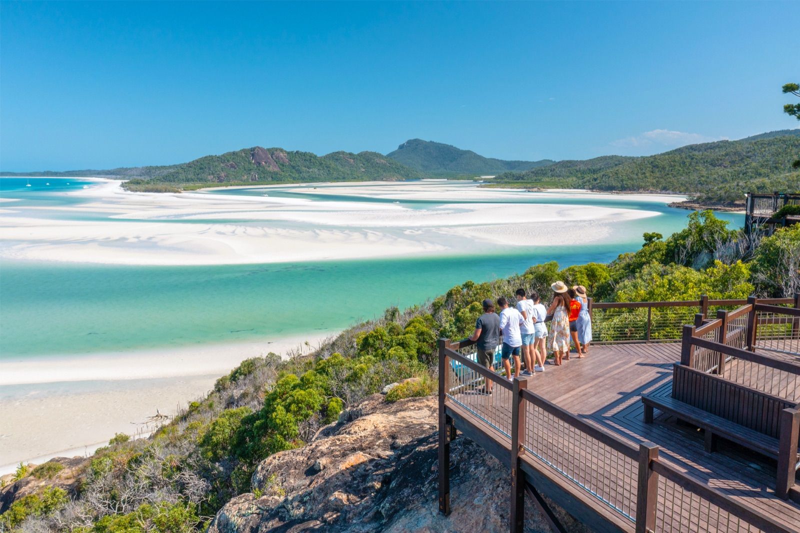 Travellers at the Hill Inlet lookout above the Whitsundays