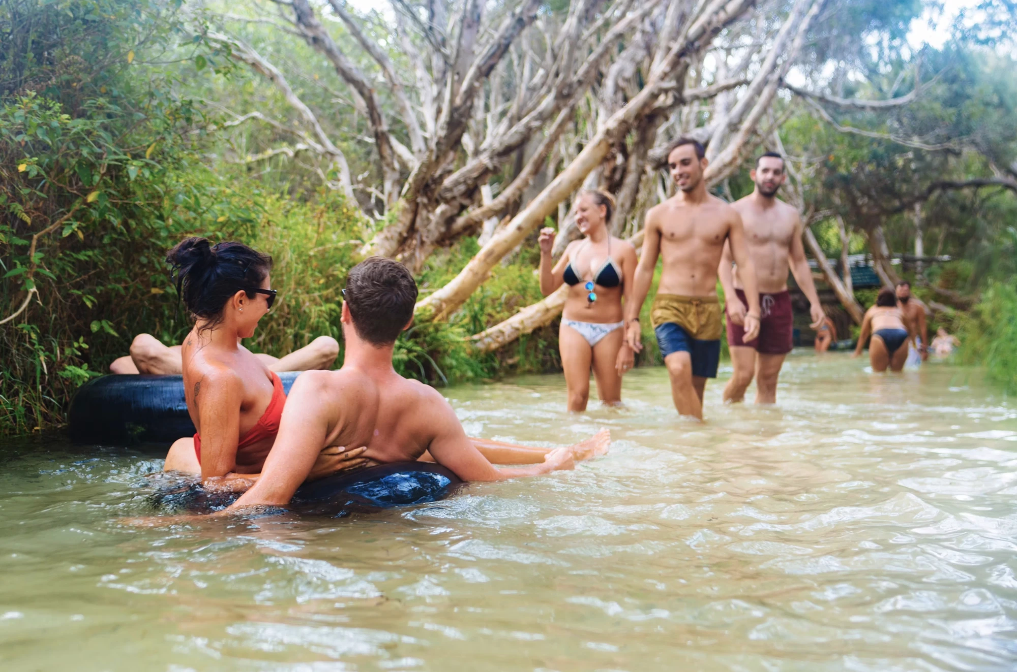 East Coast Starter Package: K'gari 2-Day 4WD + Whitsundays Day Sail