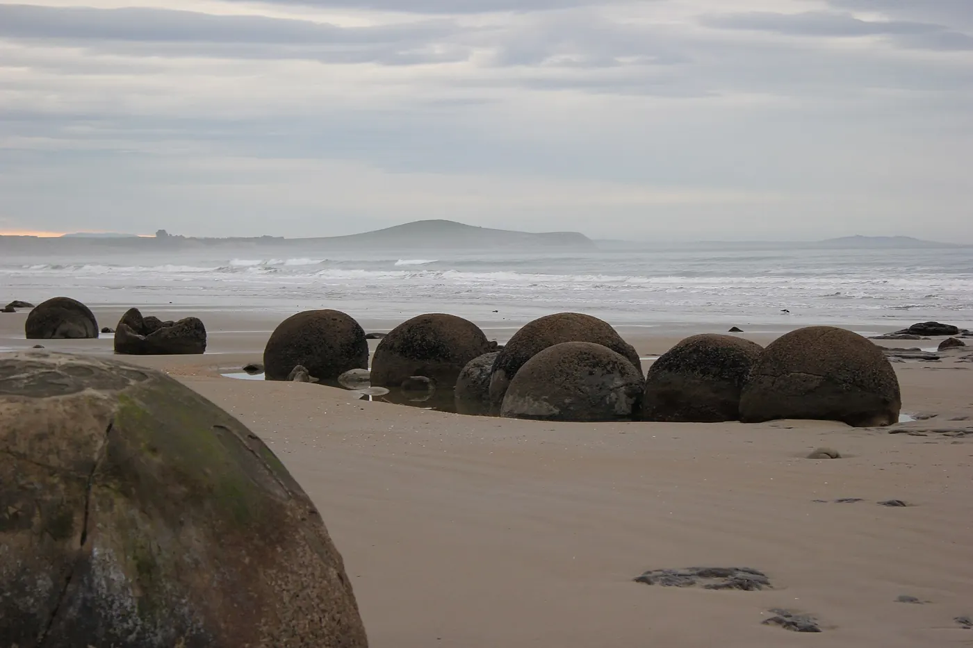 The Moeraki Boulders at low tide