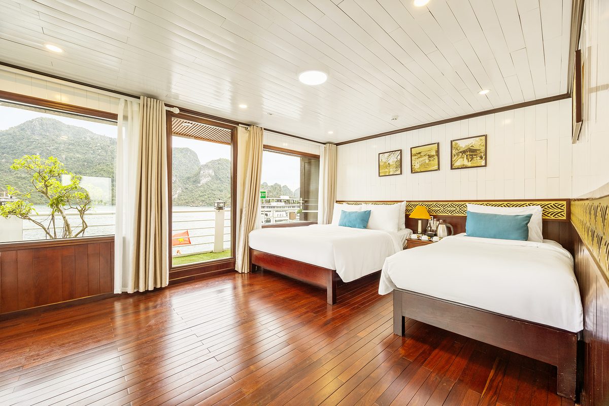 Ha Long Bay overnight boat, accommodation on Ultimate Asia, 63 Days